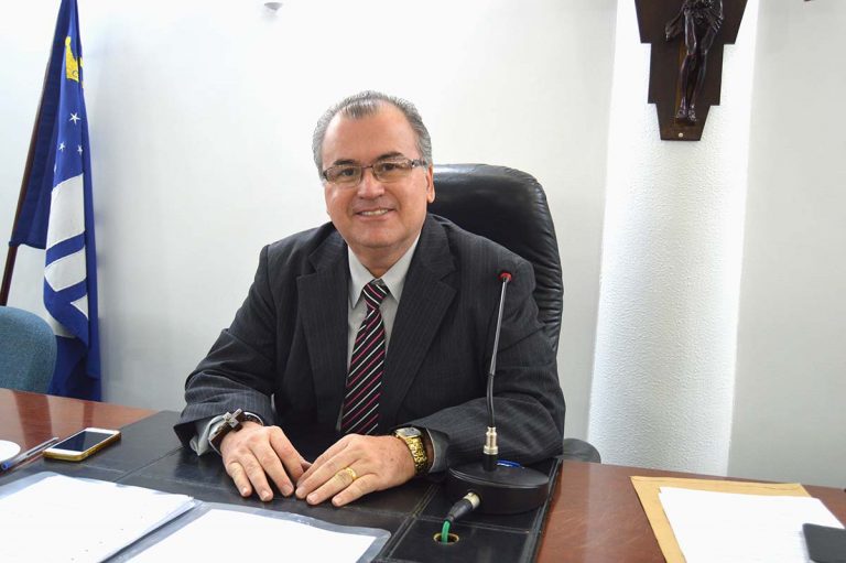 Alexandre Bastos deixa o PSB e confirma ser pré-candidato a prefeito de Cachoeiro