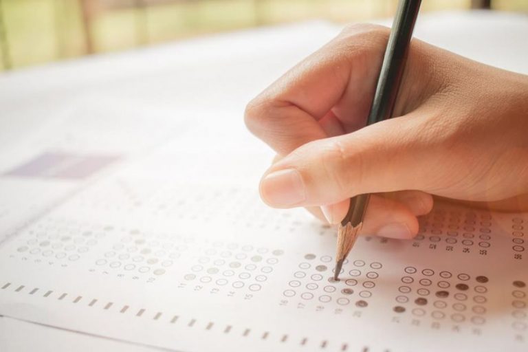 Prefeituras do ES anunciam 390 vagas em concursos; salários chegam a RS 8 mil