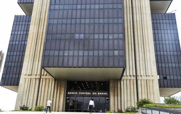 Banco Central anuncia lançamento da nota de R$ 200