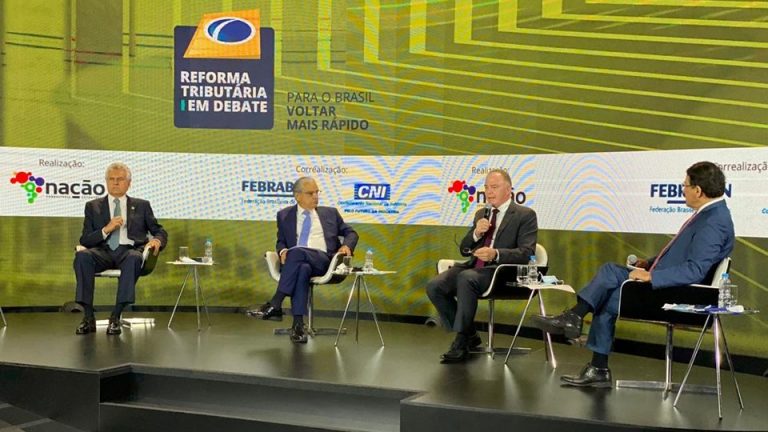 Governador Casagrande participa de debate sobre reforma tributária, em Brasília