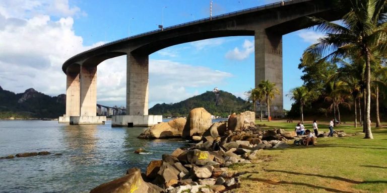 Casagrande assina ordem para dar início às obras de ampliação e instalação de ciclovias na 3ª Ponte
