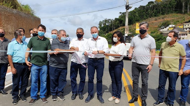 Governador entrega obras em Santa Teresa e Santa Leopoldina
