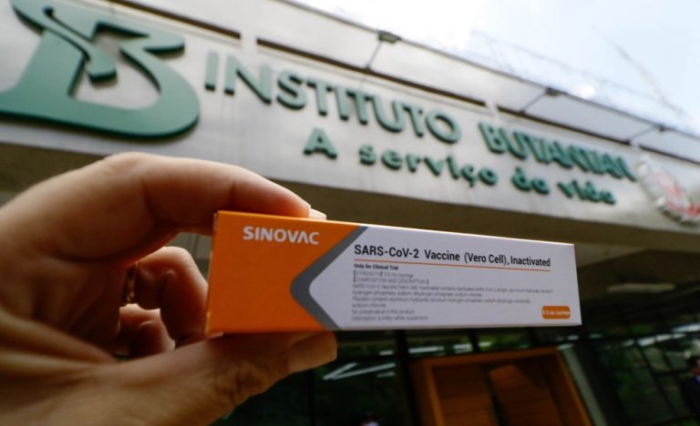 CoronaVac tem 78% de eficácia; Butantan pede uso emergencial