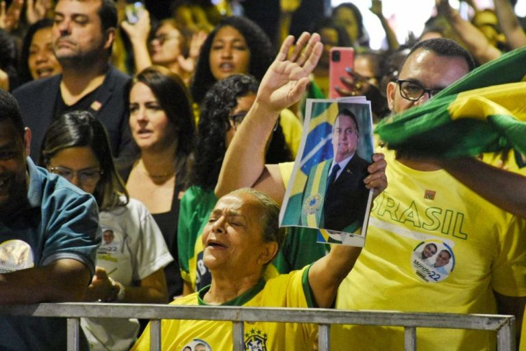 Cresce a possibilidade de criação da Igreja Bolsonarista do Brasil