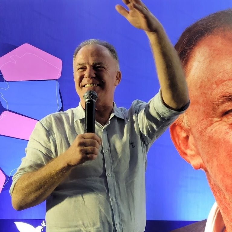 Pesquisa Ipec: Casagrande tem 49%, e Manato, 40%