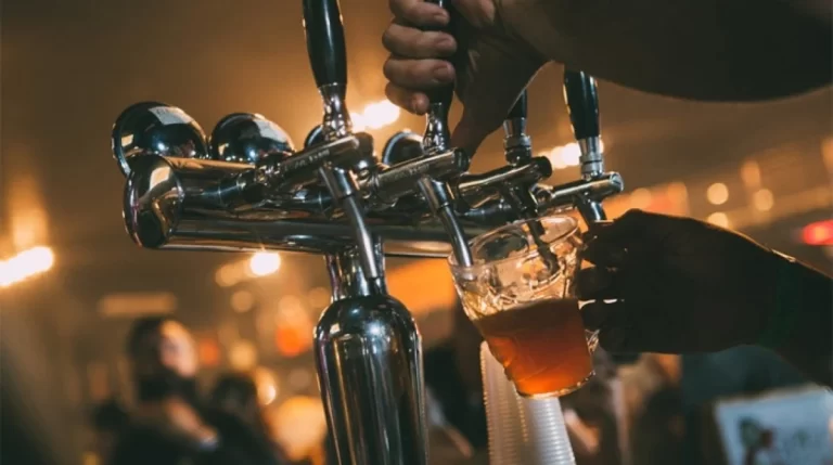 Food Beer e carros antigos: veja o que agita Cachoeiro neste sábado