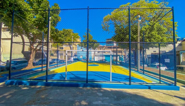 Praça e quadra do bairro Independência são revitalizadas