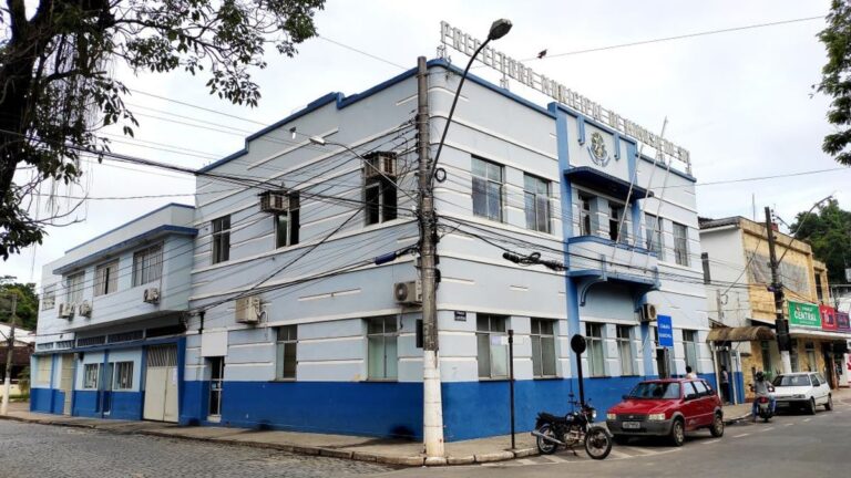 Prefeitura de Mimoso do Sul passa por situação financeira crítica e já começa a ter problemas com pagamentos