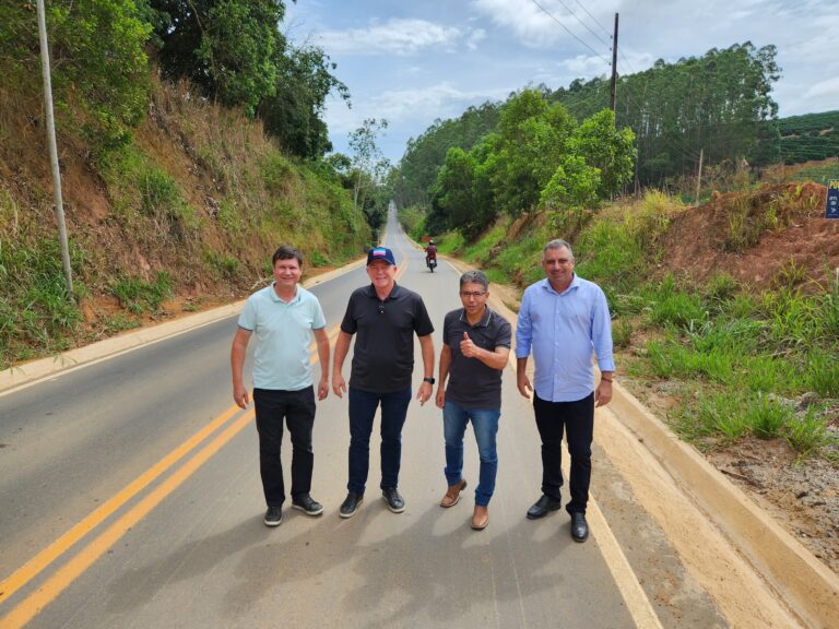 Casagrande entrega obras de pavimentação na Rodovia ES-245, em Rio Bananal