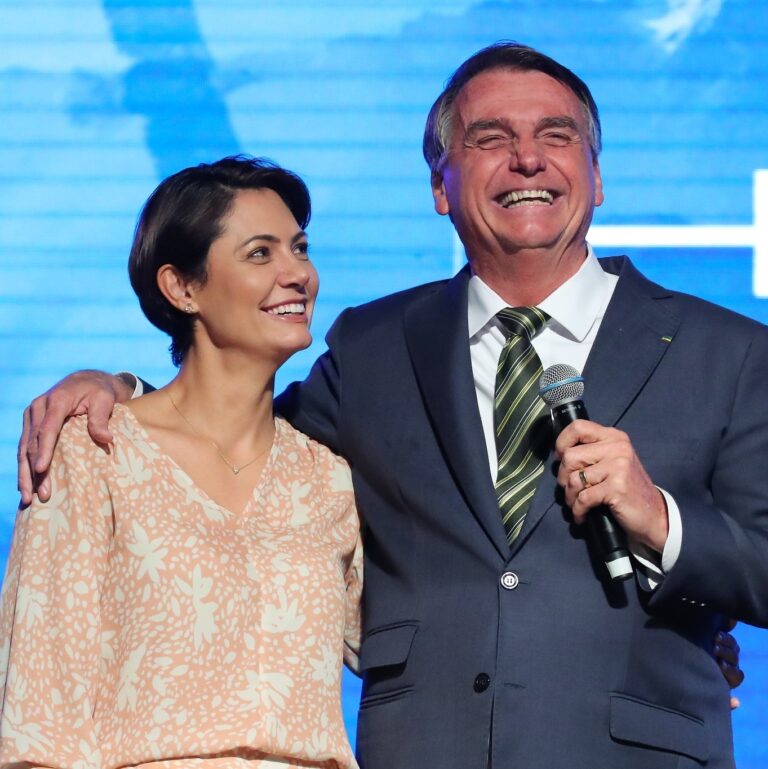 Bolsonaro e Michelle chegam ao ES nesta sexta-feira e deve passar o fim de semana em terras capixabas