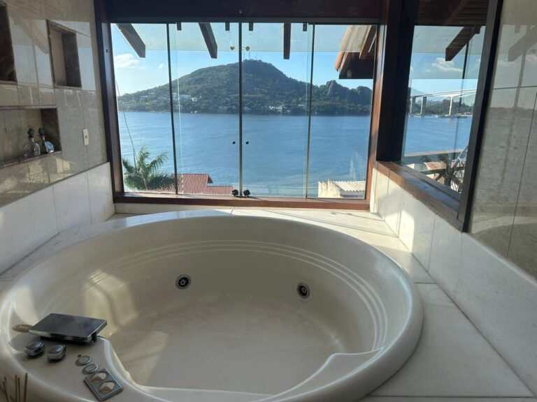 Mulher Presa em Mansão de Luxo na Ilha do Boi em Vitória é Acusada de Estelionato e Prejuízo de R$ 600 Mil