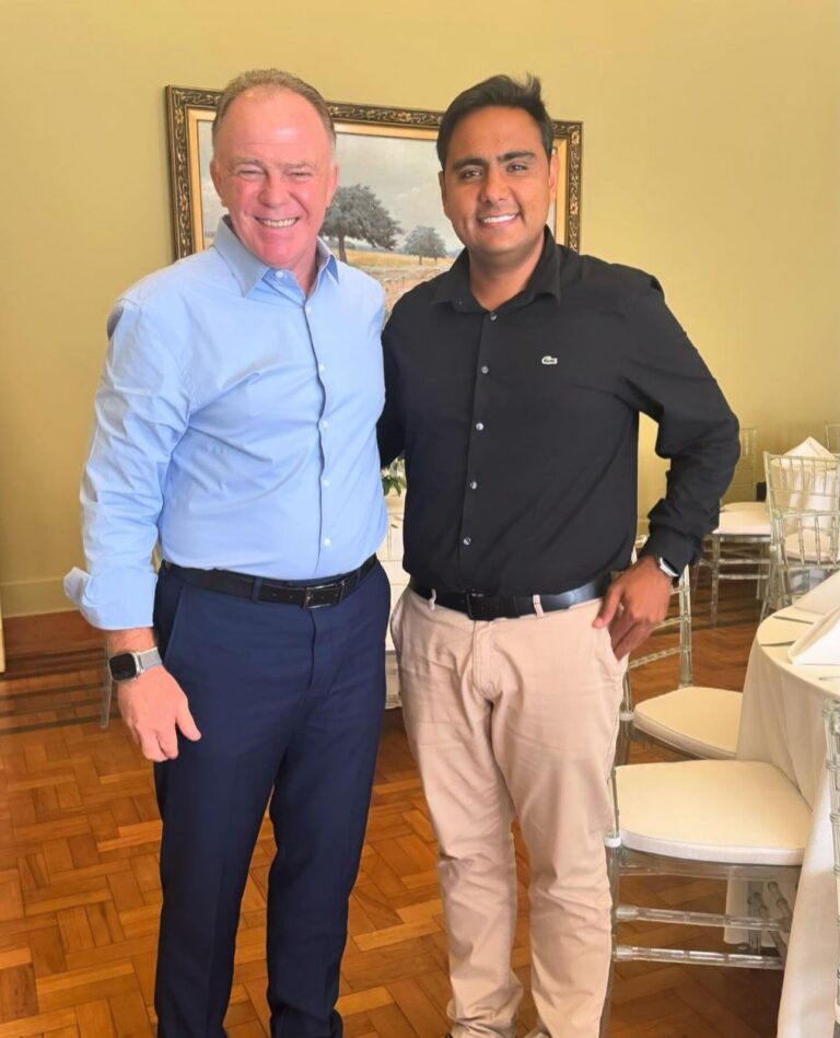 Com apoio de Casagrande, Peter Costa confirma que será candidato à reeleição ao lado de Paulinho mais uma vez