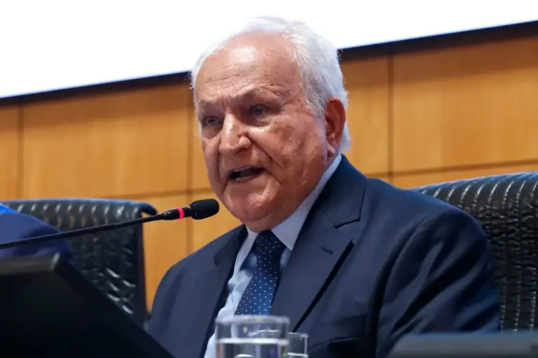 Ferraço defende redistribuição dos royalties do petróleo em fundo específico para o Sul do ES