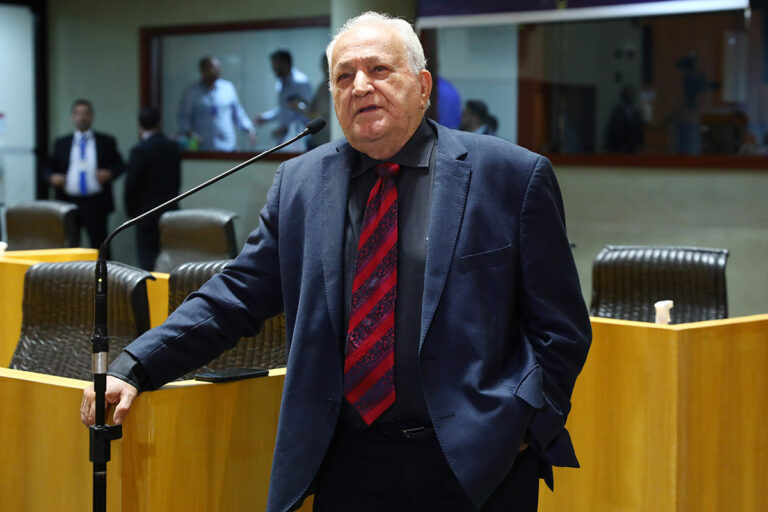 Justiça Eleitoral rejeita ação de Lorena contra Ferraço e valida vitória nas urnas