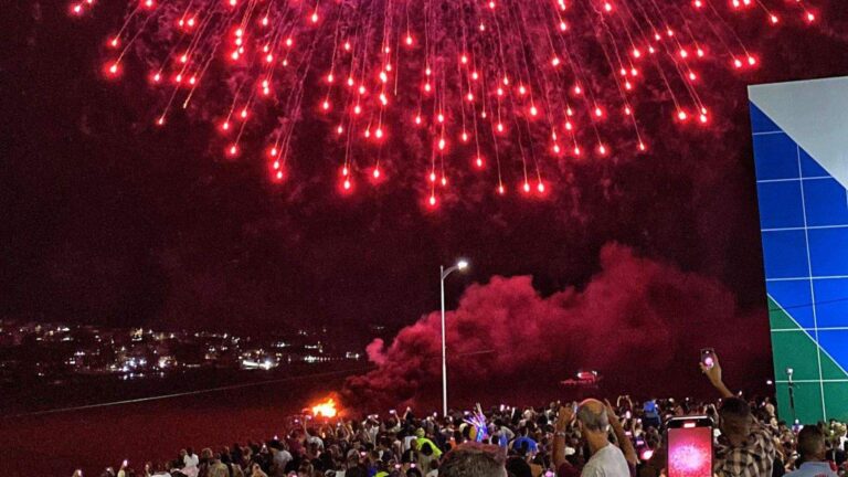 Cariacica antecipa Réveillon para celebrar um ano da nova orla da cidade