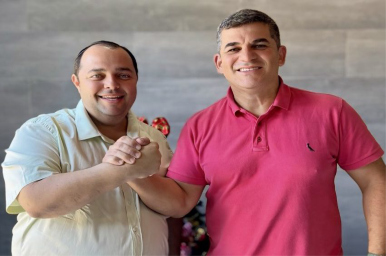 Paulo Cola é eleito presidente do Consórcio Intermunicipal de Saúde. Léo, prefeito eleito de Anchieta será vice