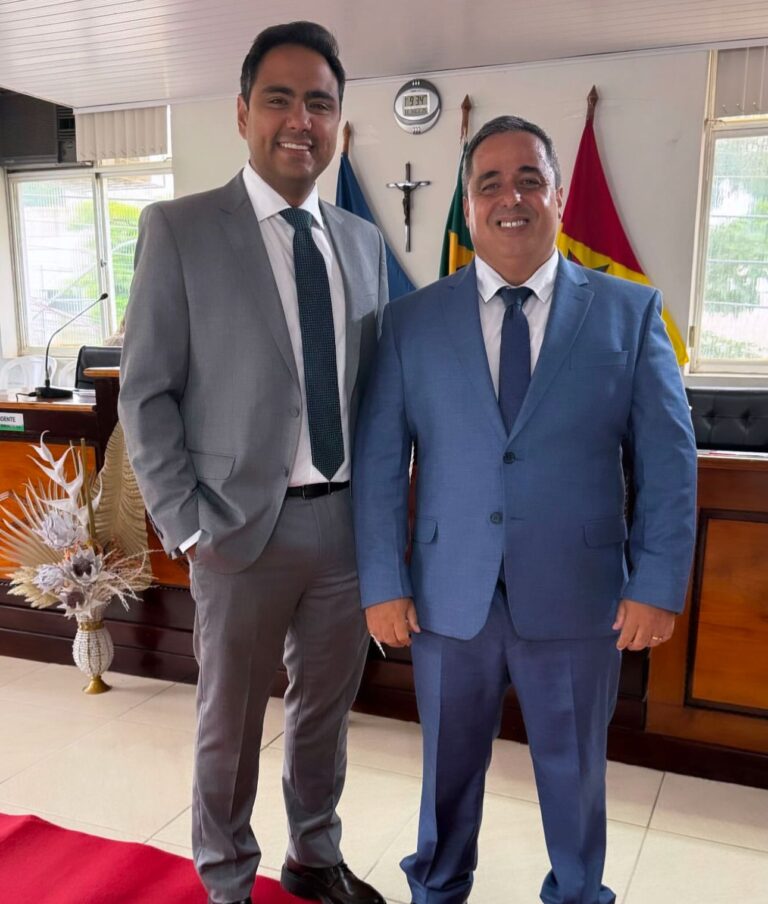 Peter Costa e Paulinho tomam posse para segundo mandato em Mimoso do Sul