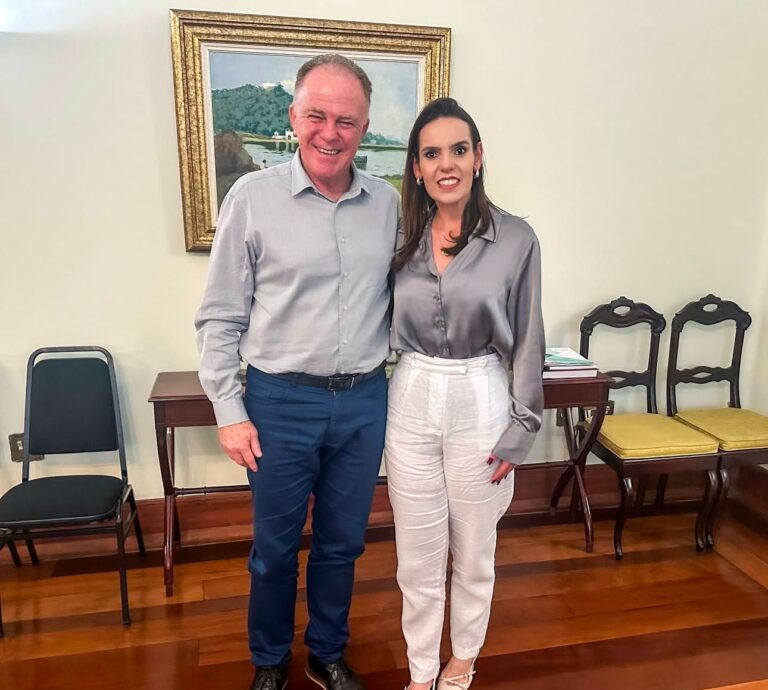 Casagrande nomeia Lorena Vasques como Subsecretária de Estado de Infraestrutura