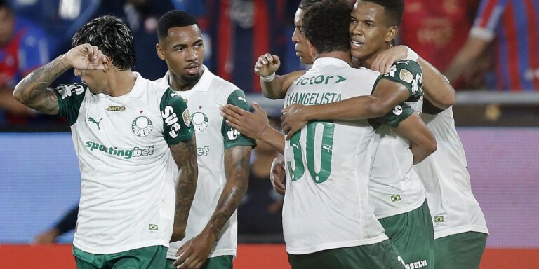 Libertadores: Palmeiras vence Cerro e garante classificação antecipada