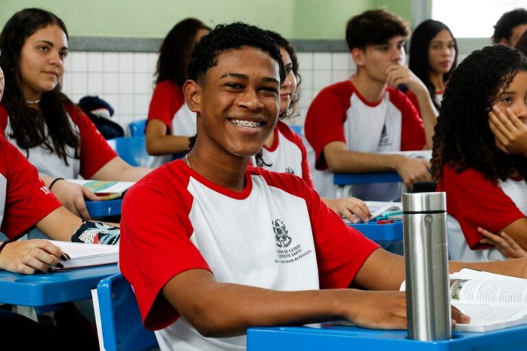 Espírito Santo tem menor taxa de analfabetismo em quase 10 anos