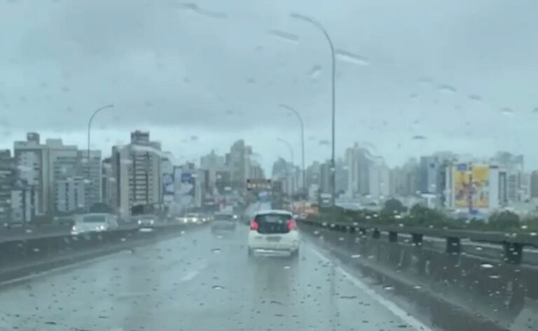 Alerta: chuva e ventos de 60 km/h em 15 cidades do ES