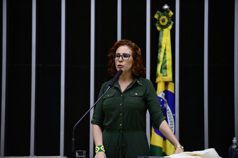 Deputada federal Carla Zambelli é presa na Itália
