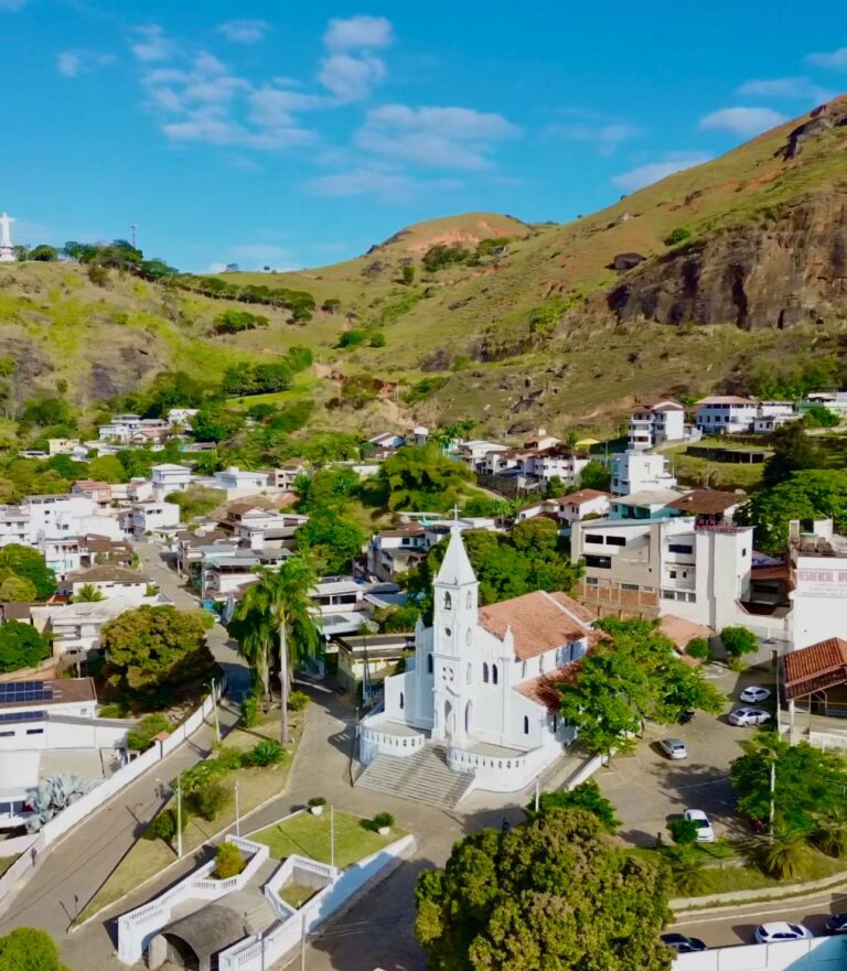Paróquia de Mimoso realiza jantar com o objetivo de reformar estrutura destruída por enchente