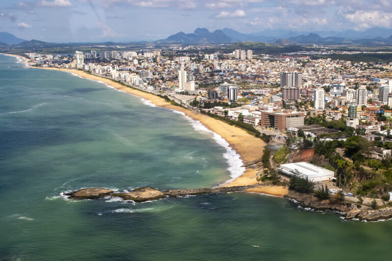 Macaé se destaca nacionalmente em geração de empregos e consolida protagonismo no RJ
