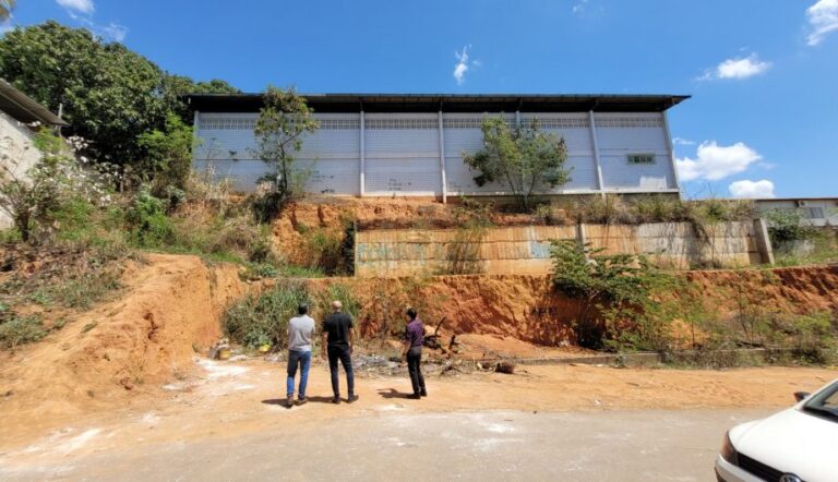 Prefeitura de Cachoeiro prepara retomada da obra do posto de saúde no bairro Zumbi