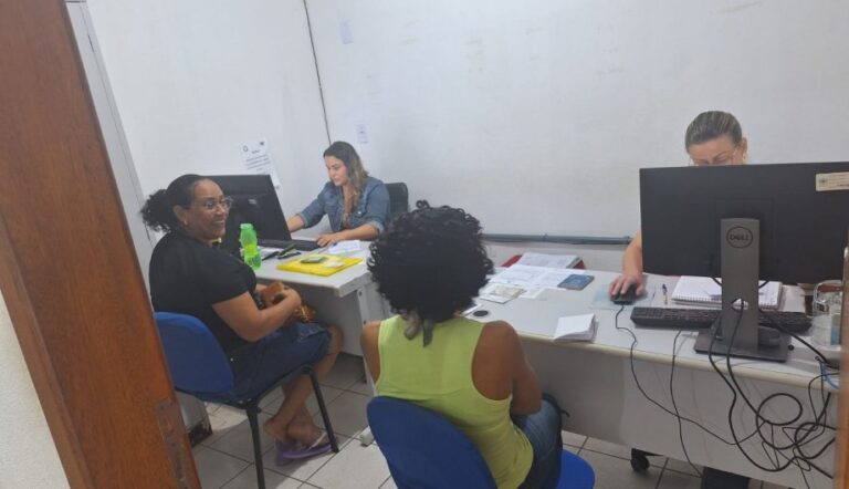 Mutirão do CadÚnico em Cachoeiro atende quase 200 famílias em um único dia