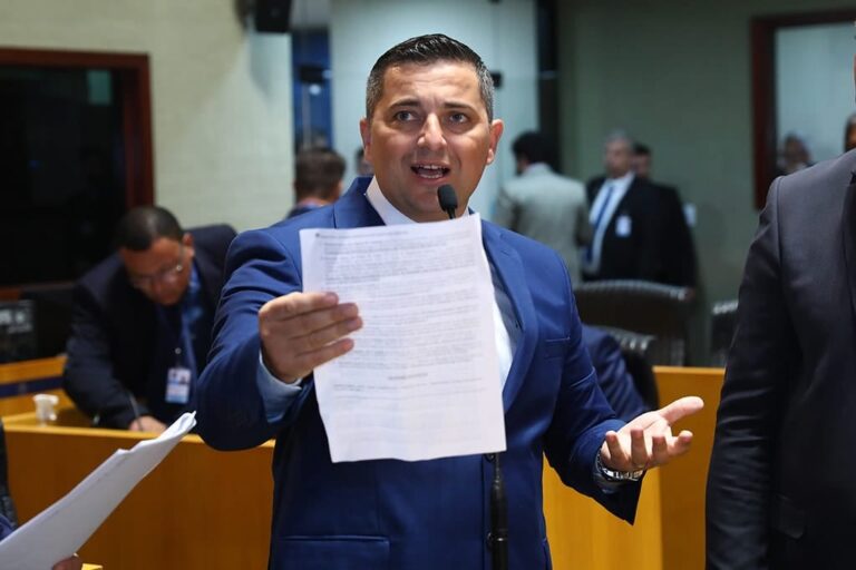 TRE-ES autoriza desfiliação partidária de Wellington Callegari, que deixa o PL e vai para o DC