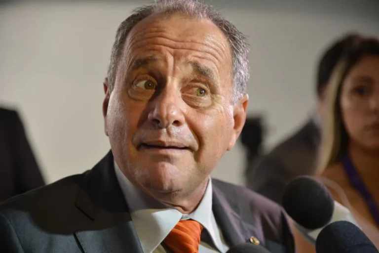 Manato aciona Justiça após discurso de vereador de Vitória Leonardo Monjardim