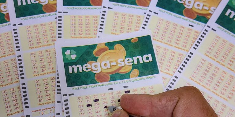 Mega-Sena não tem ganhador; prêmio vai a R$ 13,5 milhões