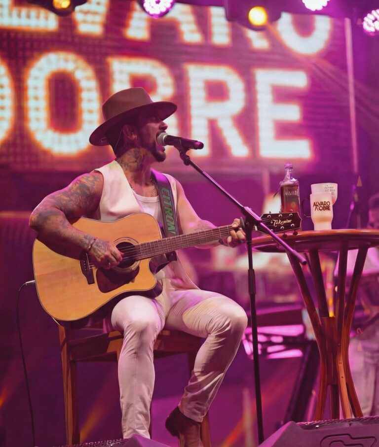 Ao lado de Ferrugem, Gusttavo Lima e Safadão, Álvaro Nobre é presença confirmada no Festival de Verão de Cabo Frio