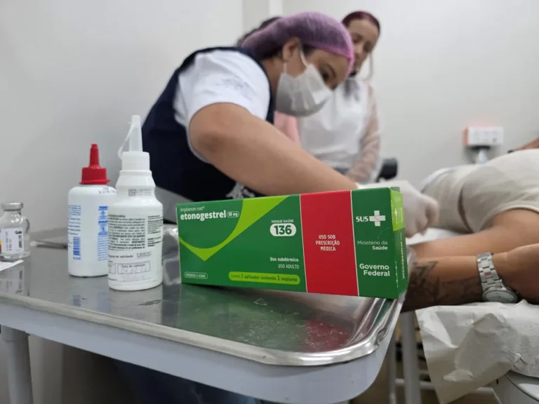 Capixabas começam a receber implante contraceptivo Implanon pelo SUS