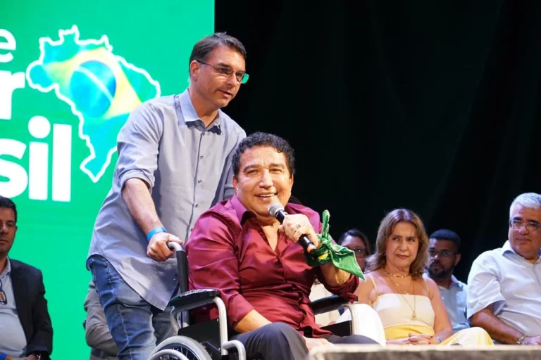 Possível candidatura de Magno Malta ao governo do ES fragmenta a direita capixaba