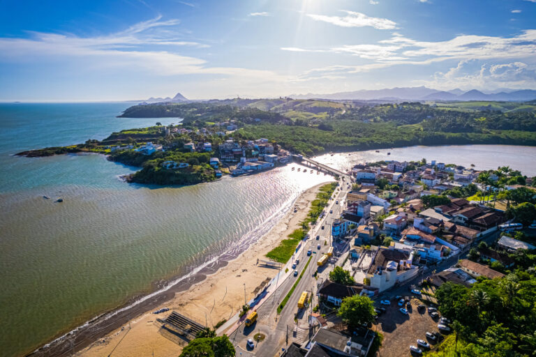 Anchieta mira no fortalecimento das empresas locais para transformar turismo e tradição em motor de desenvolvimento